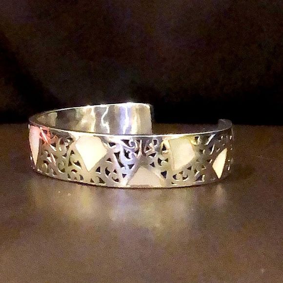 LOIS HILL Mother of Pearl Sterling Silver Cut Out Cuff Bracelet Thin Vintage - Picture 6 of 17